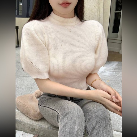 Puff Sleeve / short sleeve mock neck Knit sweater Top — stretchy material - Picture 1 of 5